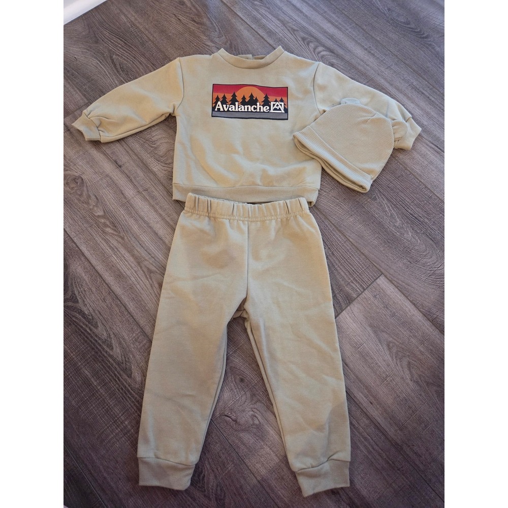 Avalanche baby boy set 18 mos‎